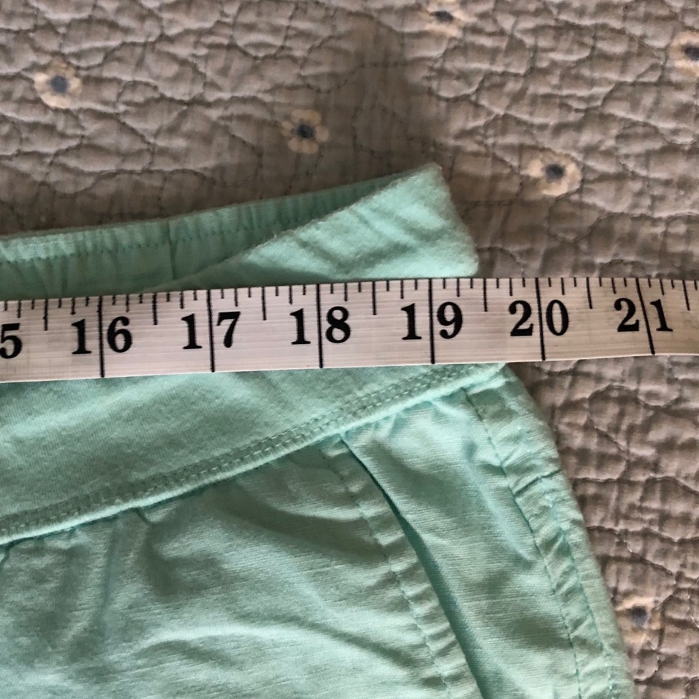 Linen Short Gap - Picture 4 of 7